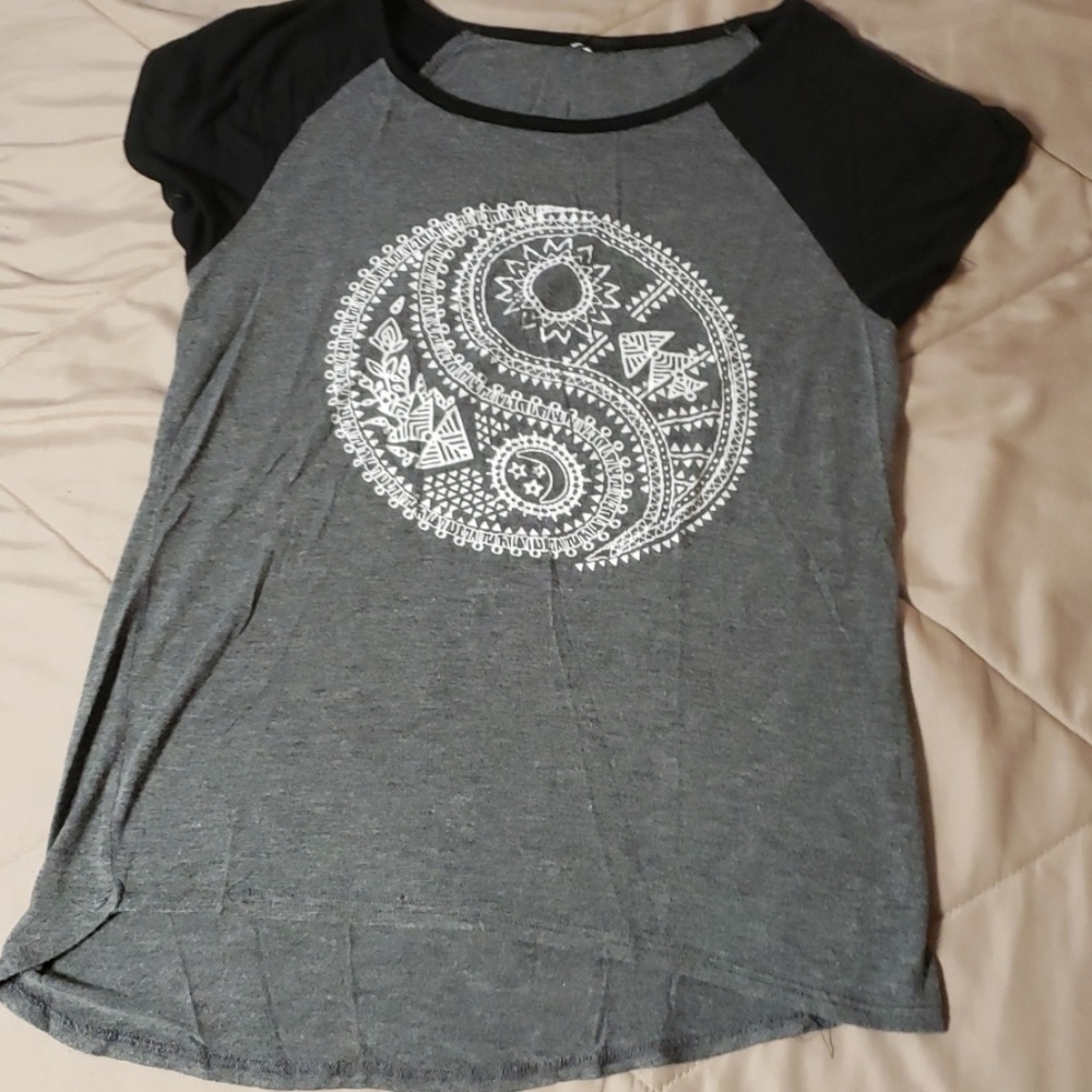 Gray and black comfy shirt